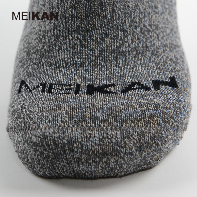 MEIKAN Men Merino Wool Socks C - مراجعة Wool Hiking Sock وسعره
